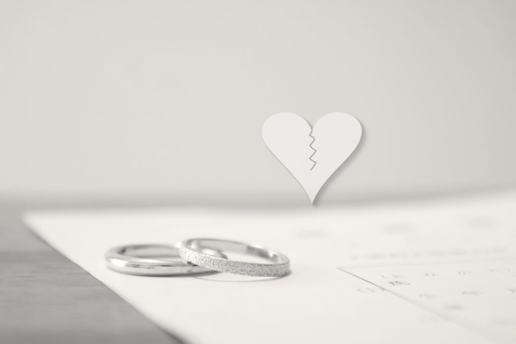 離婚をするメリット～離婚を迷う際に考えるべき事柄について～